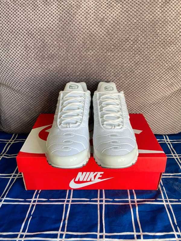 Nike Air Tn_Plus white Męskie moda Oddychający Nowe buty unisex.40