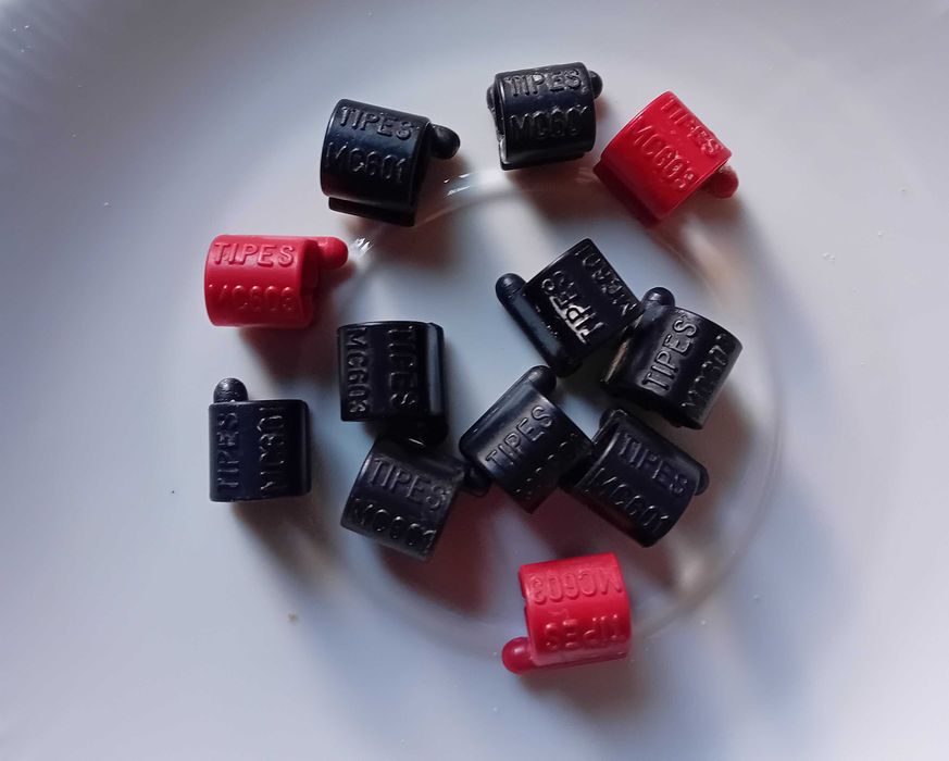 Tipesy używane dla gołębi pocztowych, system Tipes MC 603/601. 14 szt.