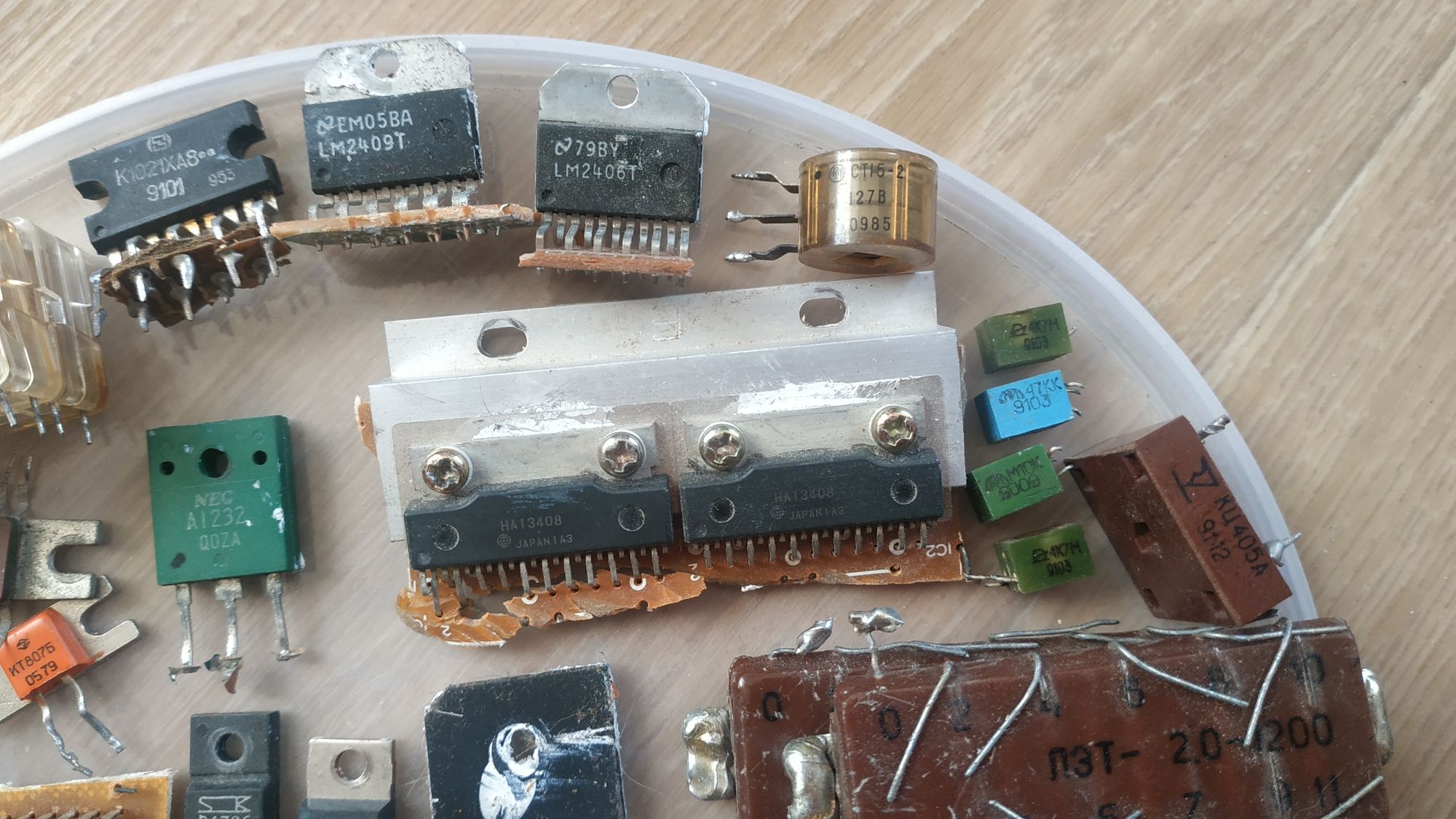 Omron g2r-2a, РЭС17-100, A1232, lm2409T, M1661P, HA1340B, КТ940А, КТ83