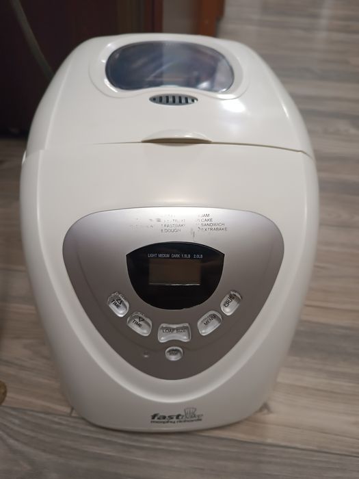 хлібопіч Morphy Richards Fastbake (модель 48281), біла.  12 програм,