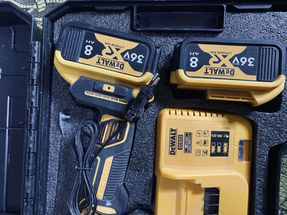 Болгарка акумуляторна нова