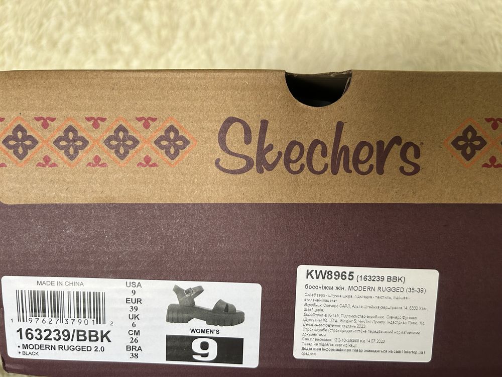 Босоножки Skechers