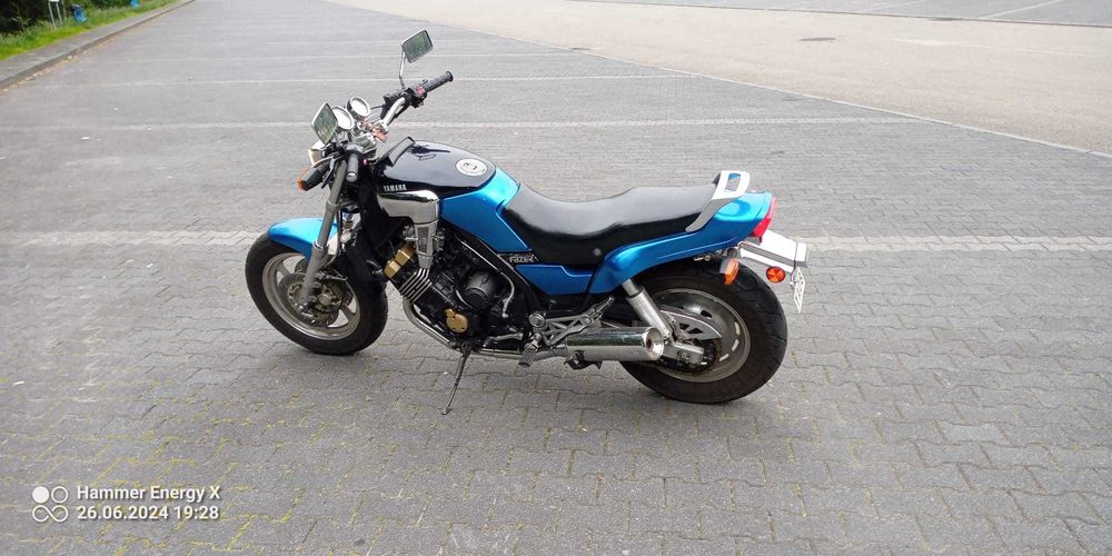 Yamaha Fazer 700