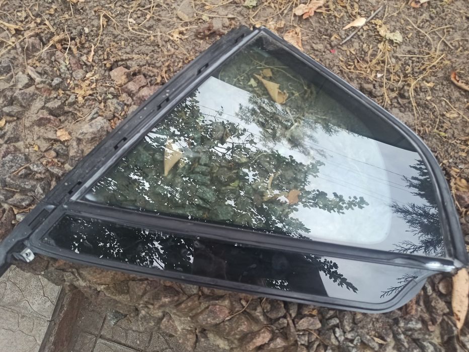 Продам запчасти на двери volvo цx40