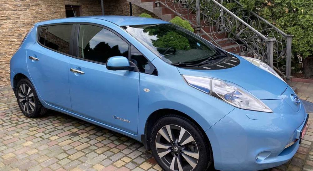 Оренда  Тесла 3, X , Ніссан Nissan Ліф Leaf 42кВт