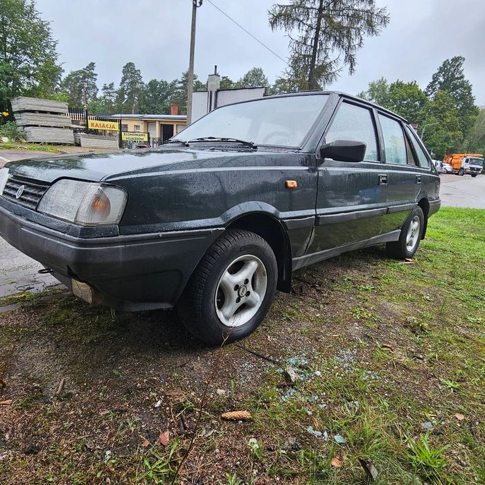 FSO Polonez Caro 16. GLI (1995) pojazd na części: maska, zderzak, drzwi, szyby, lusterka, chłodnica ...
