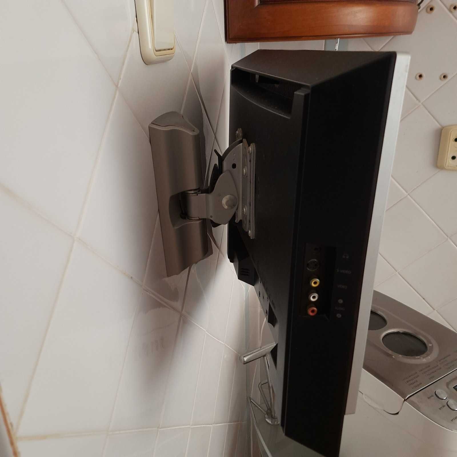 Монітор 19" Samsung 941MW LS19DOVSS/EDC с тв тюнером