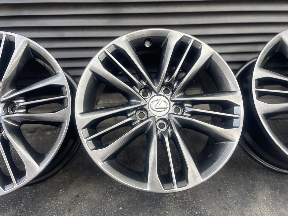 Диски R17 5/114.3 Toyota Lexus Original