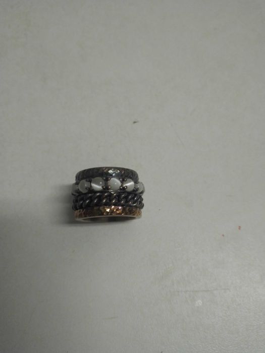 Anel "Tashi" tamanho 18