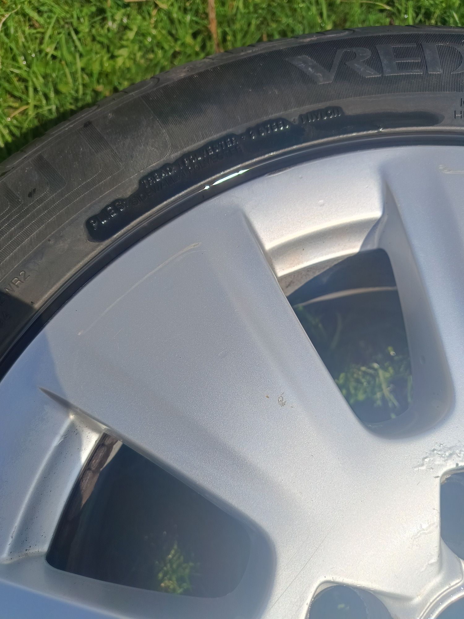 Koła wraz z alufelgami 205/55 16'