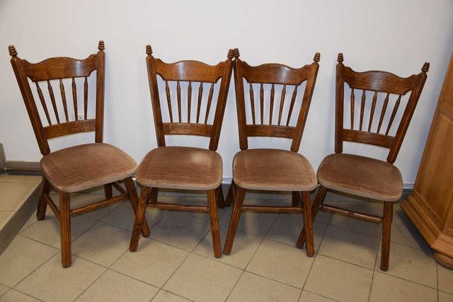 krzesła dębowe 4 sztuki - jak nowe