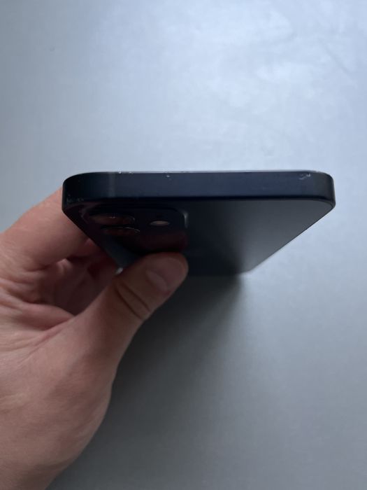 iPhone 12 на запчастини