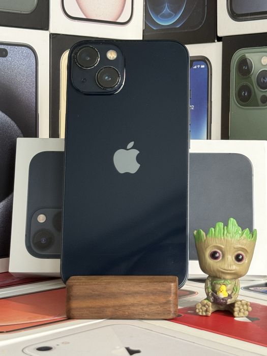 Телефончик Iphone 13 128 gb Midnight