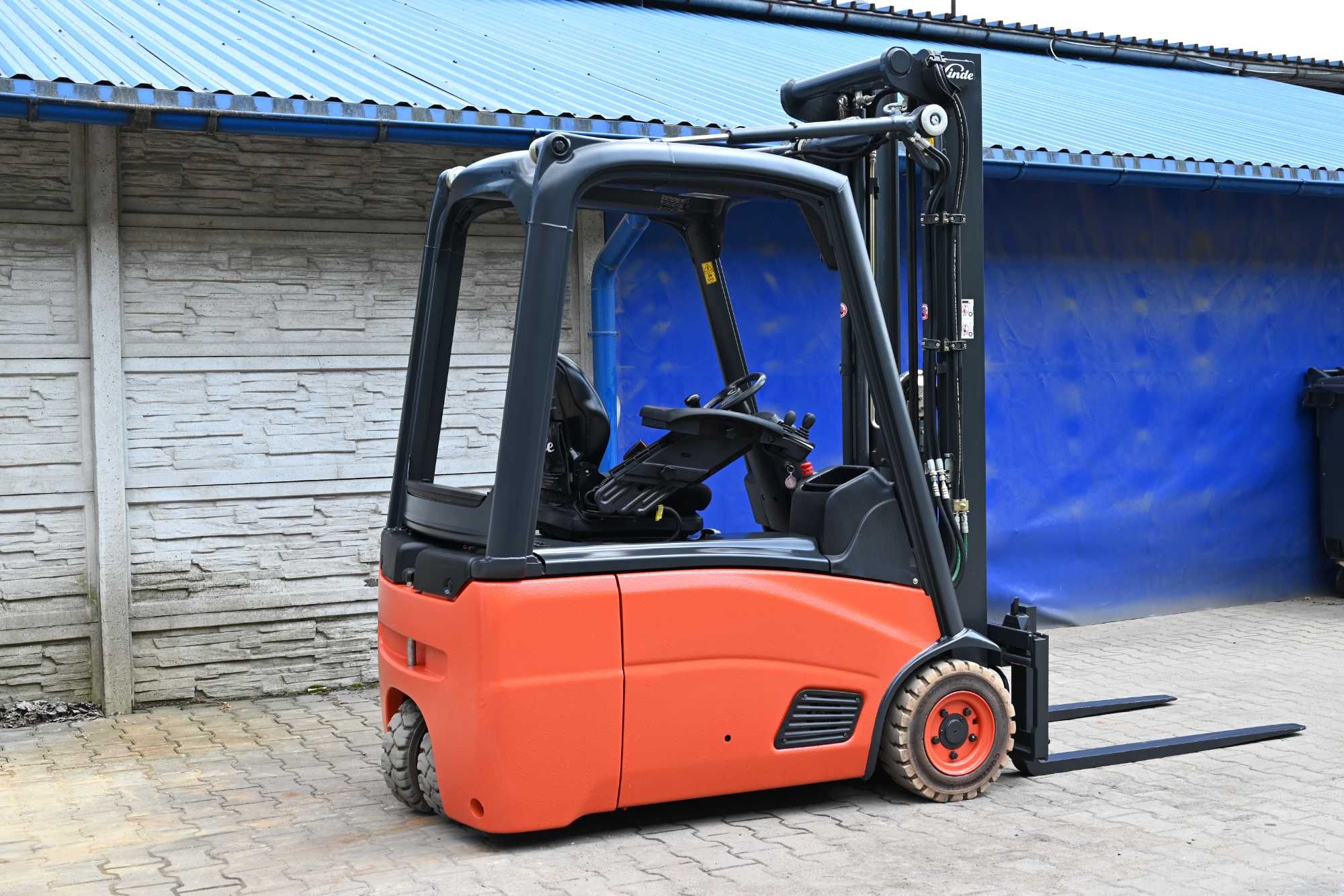 Wózek widłowy Linde E16 Triplex 540 cm 2013 rok Bateria 2020r FHP 402