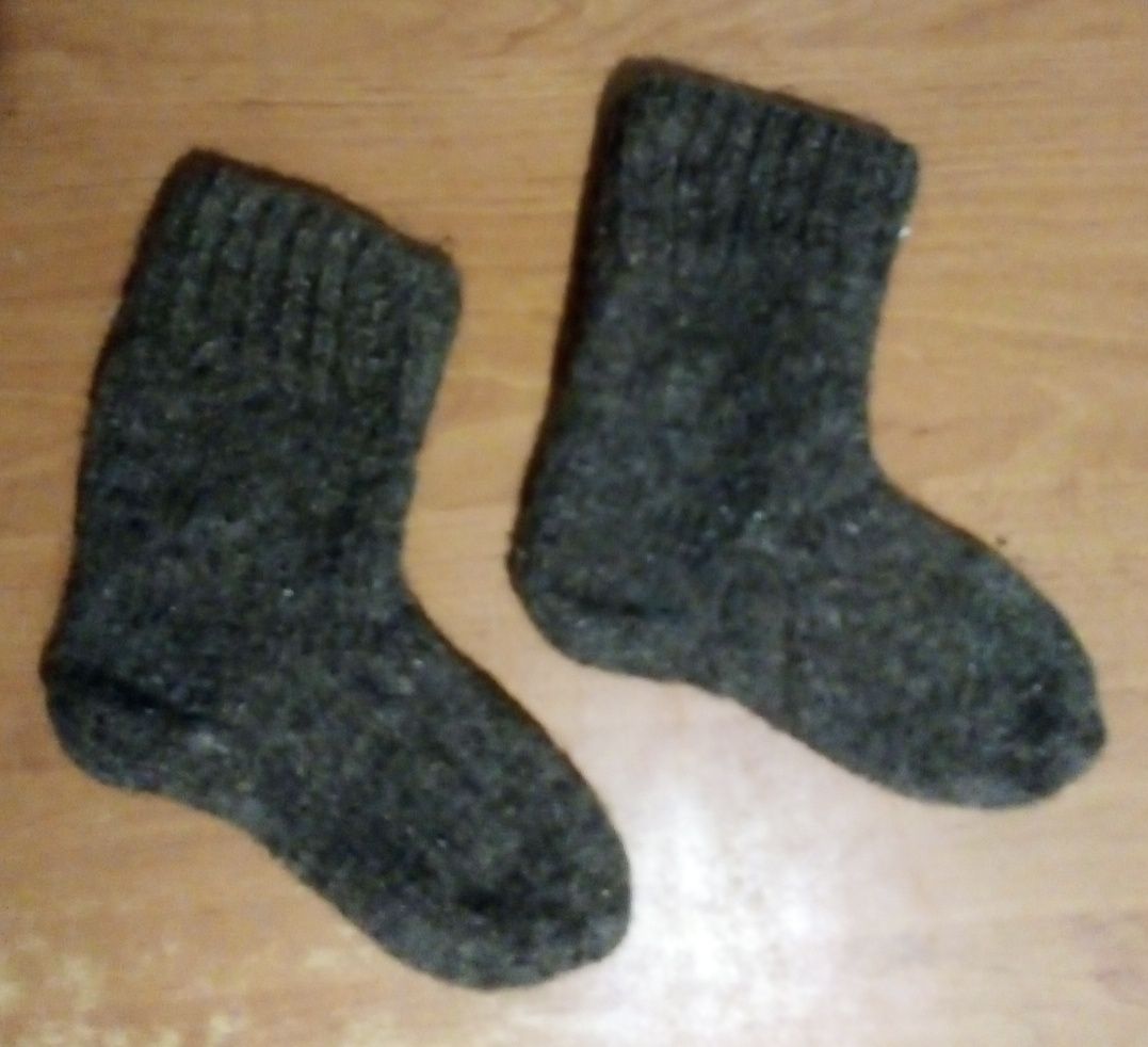 Продам детские шерстяные зимние носки