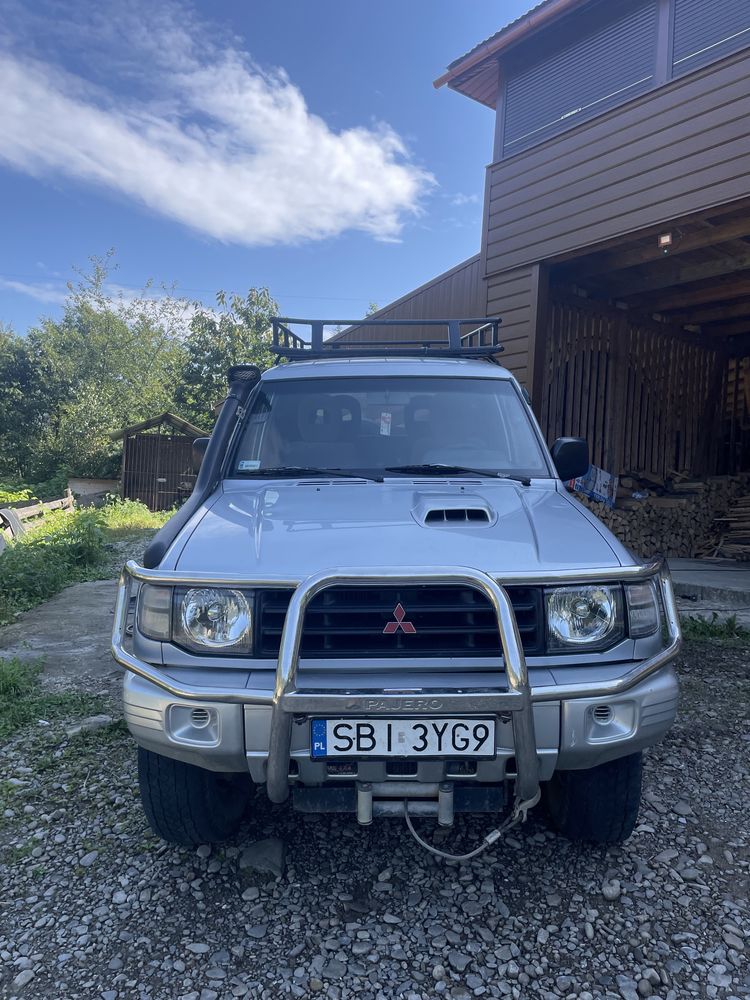 Mitsubishi pajero