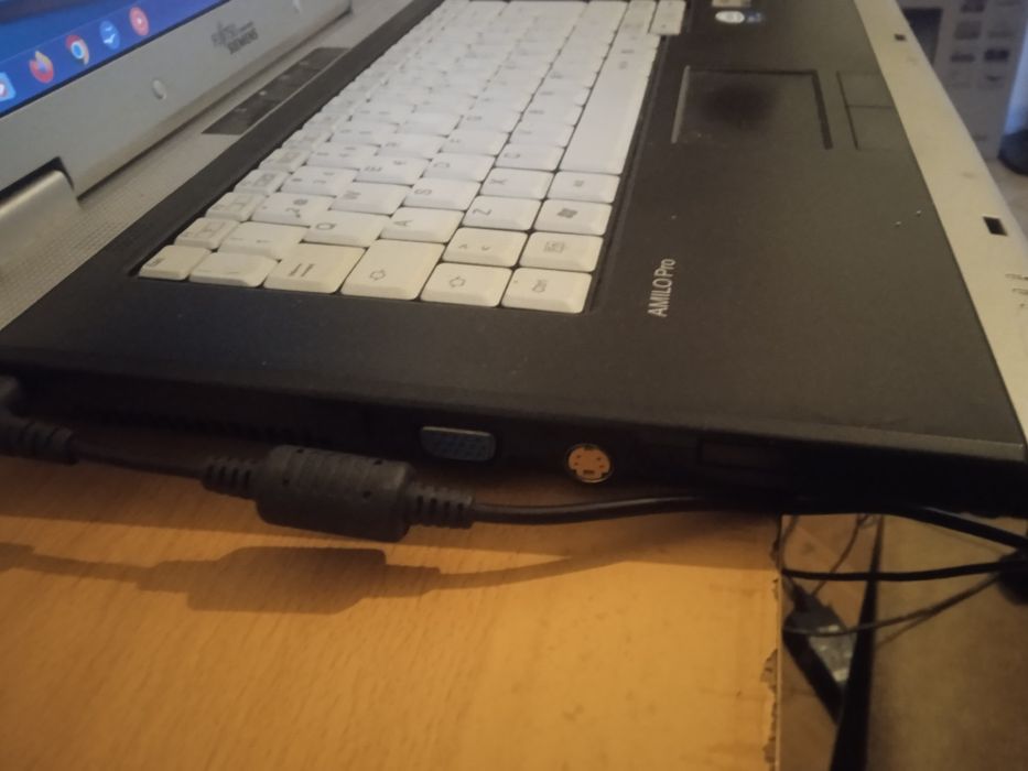 PC portátil " Fujitsu Siemens"