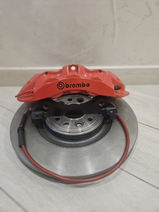 Гальмівна система Brembo 6pot Big Brake Kit на MQB/PQ платформу
