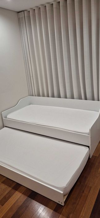 Cama dupla 90x190 com 2 colchões
