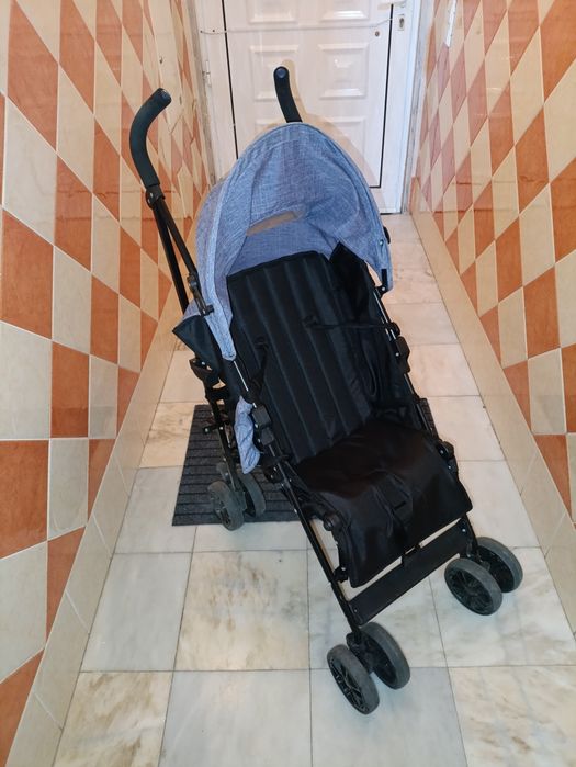 Carro bengala com pouco uso