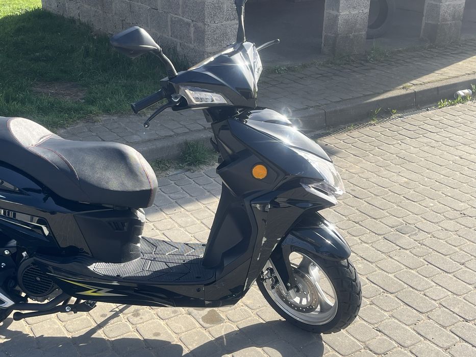 Продам скутер як новий!!!