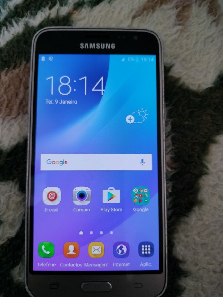 Samsung j3 semi- novo