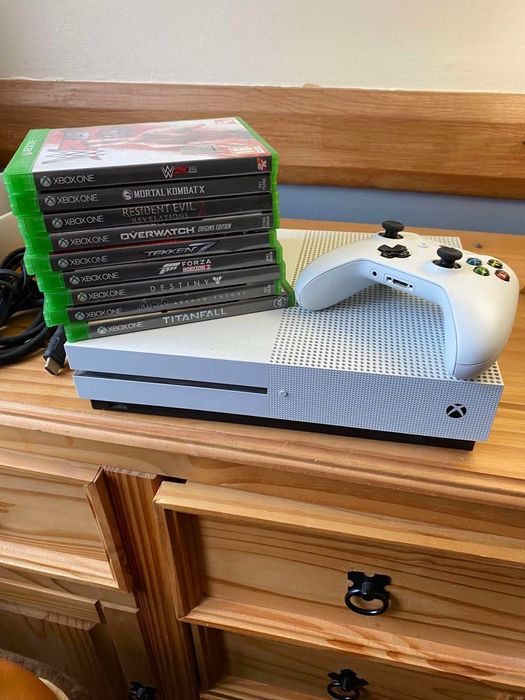 Sprzedam Xbox one S 1TB z grami