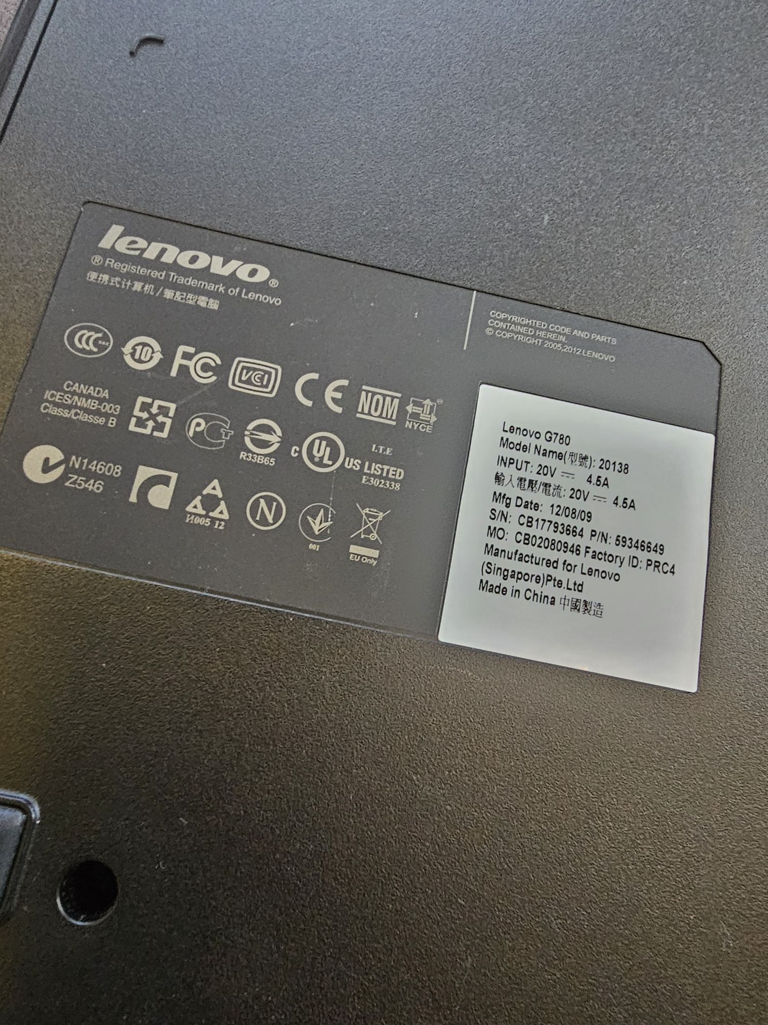 Laptop Lenovo 17.9