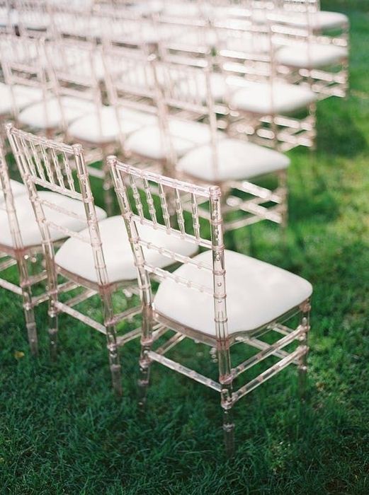 Оренда прозорих крісел Чіаварі (Chiavari)