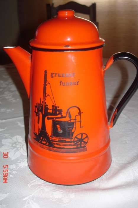 Cafeteira em Esmalte Vermelho estilo WESTERN