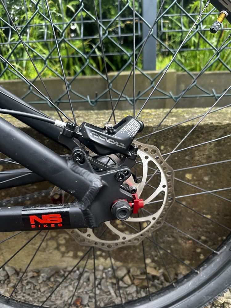 Ns bikes movement 1 (dirt reverse marzochi dj race face dirt)