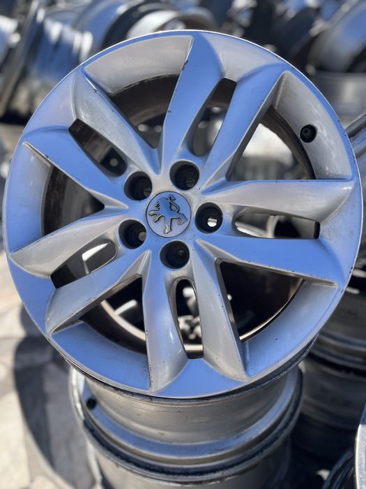 Jantes 17 usadas Originais Peugeot 3008 em 5x108