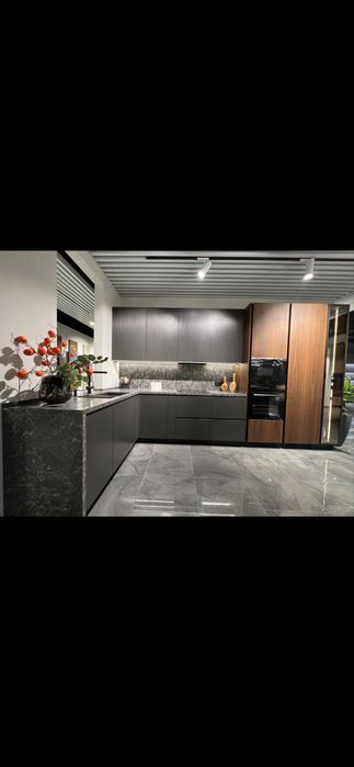 Кухні Шафи на замовлення