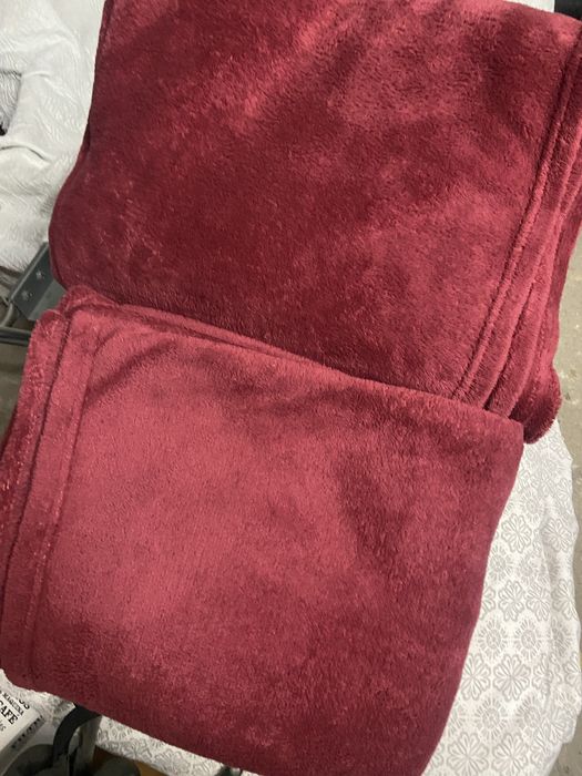 Uma uma e doas manta de flores manta da cinderelae doas mantas vermelh