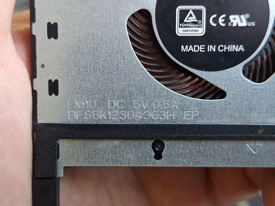 Кулер для ноутбука Asus Tuf Gaming FM1U DC 5V 0.5A