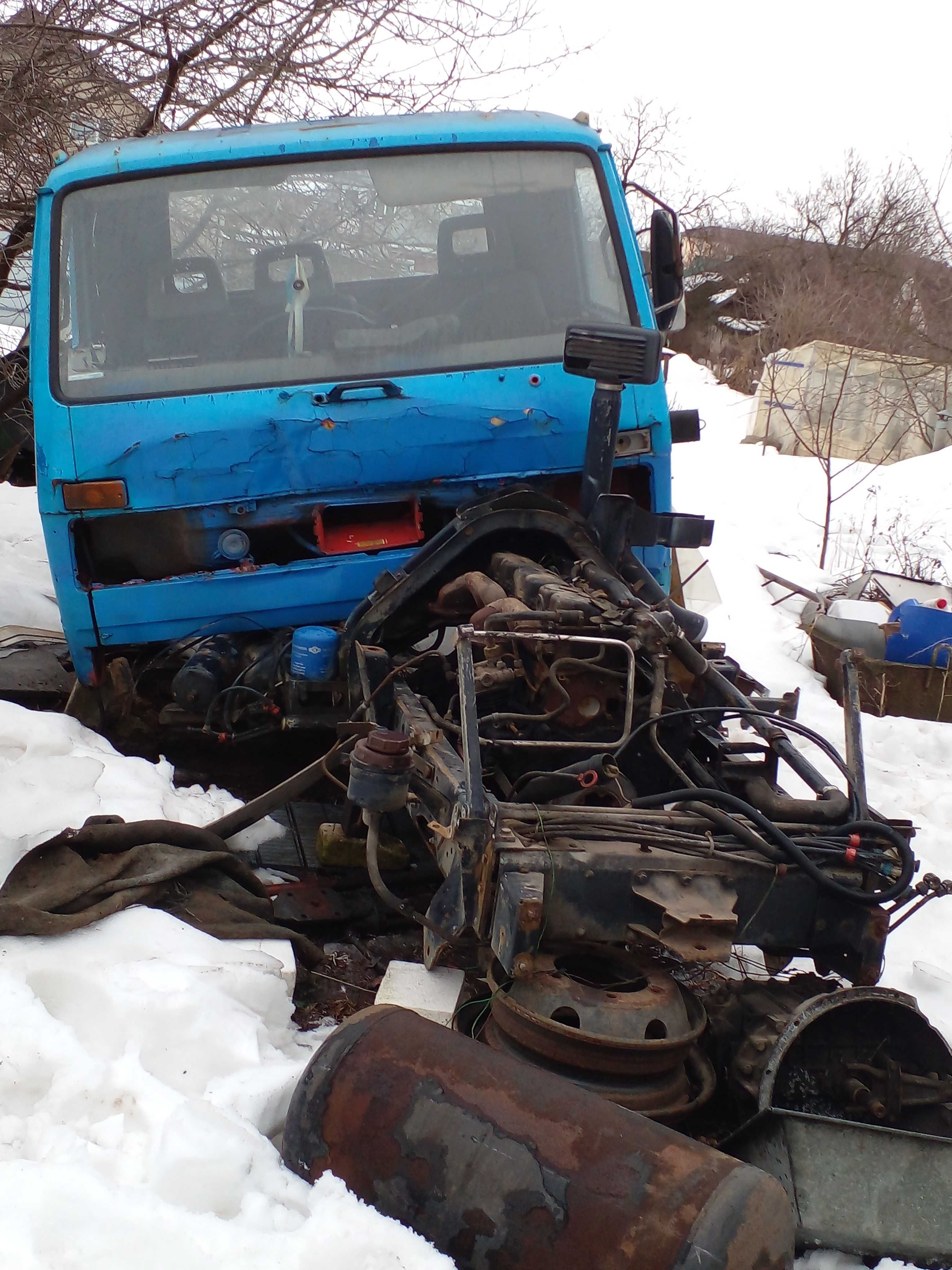 З/ч Ман8150  рама балка двигун т /д