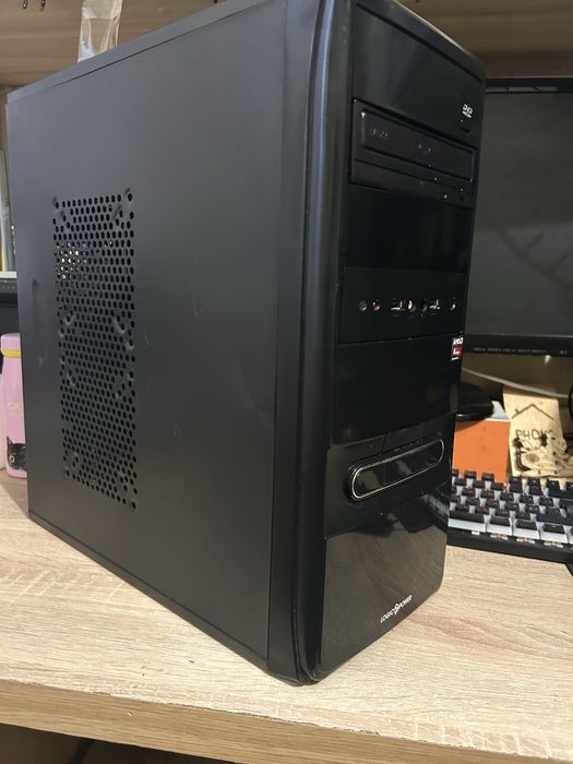 Продам компʼютер