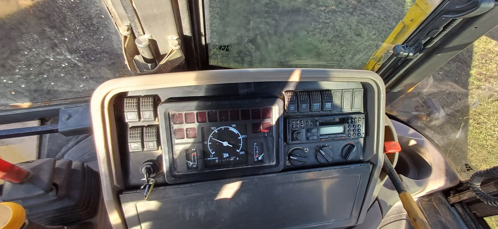 Jcb 3cx 1998r . Sprzedam prywatnie  4x4 teleskop , revers. .