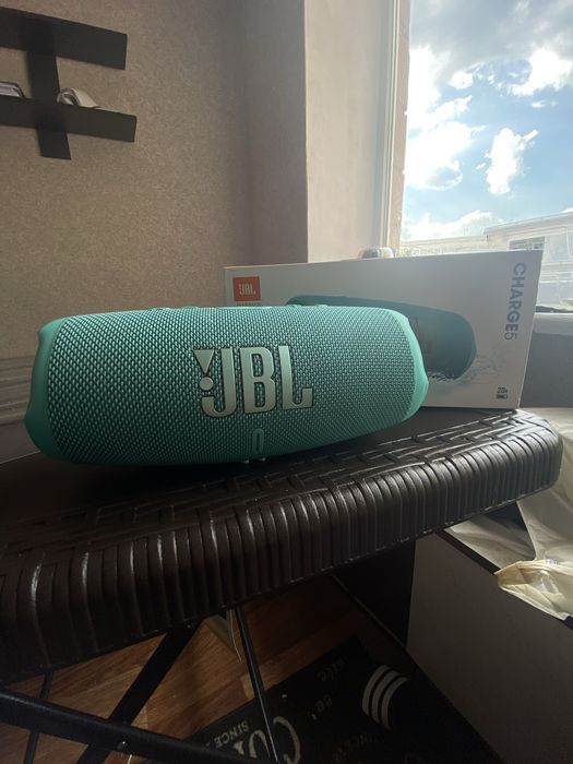 Jbl charge 5 оригінал