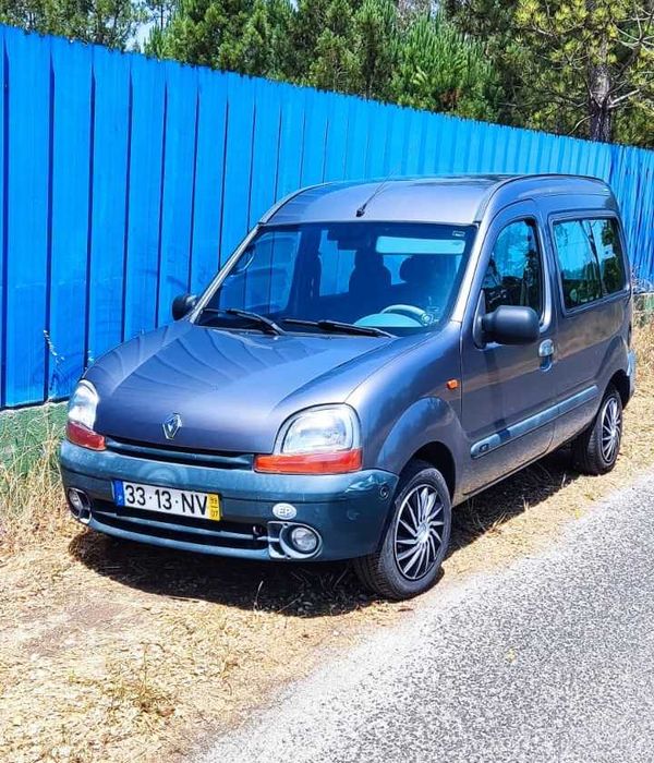 Renault Kangoo 1.4 gasolina, ano 1999, 5 lugares