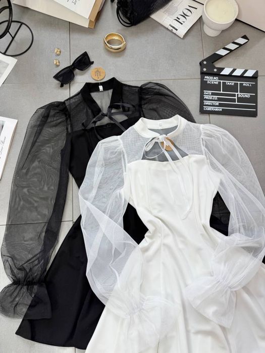 Сукня жіноча із прозорими рукавами чорна та біла