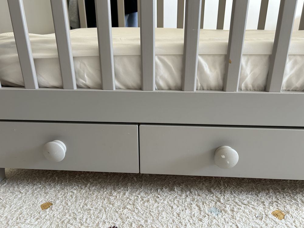 Cama de bebé IKEA