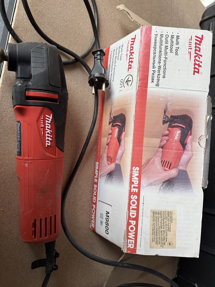 Багатофункціональний інструмент реноватор Makita M9800