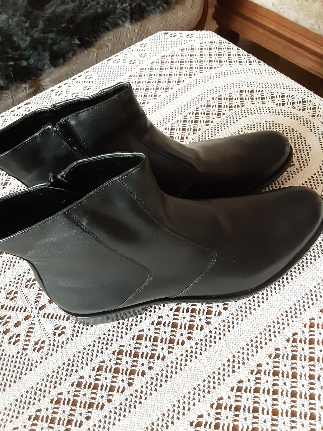 Buty męskie  skórzane rozm. 45