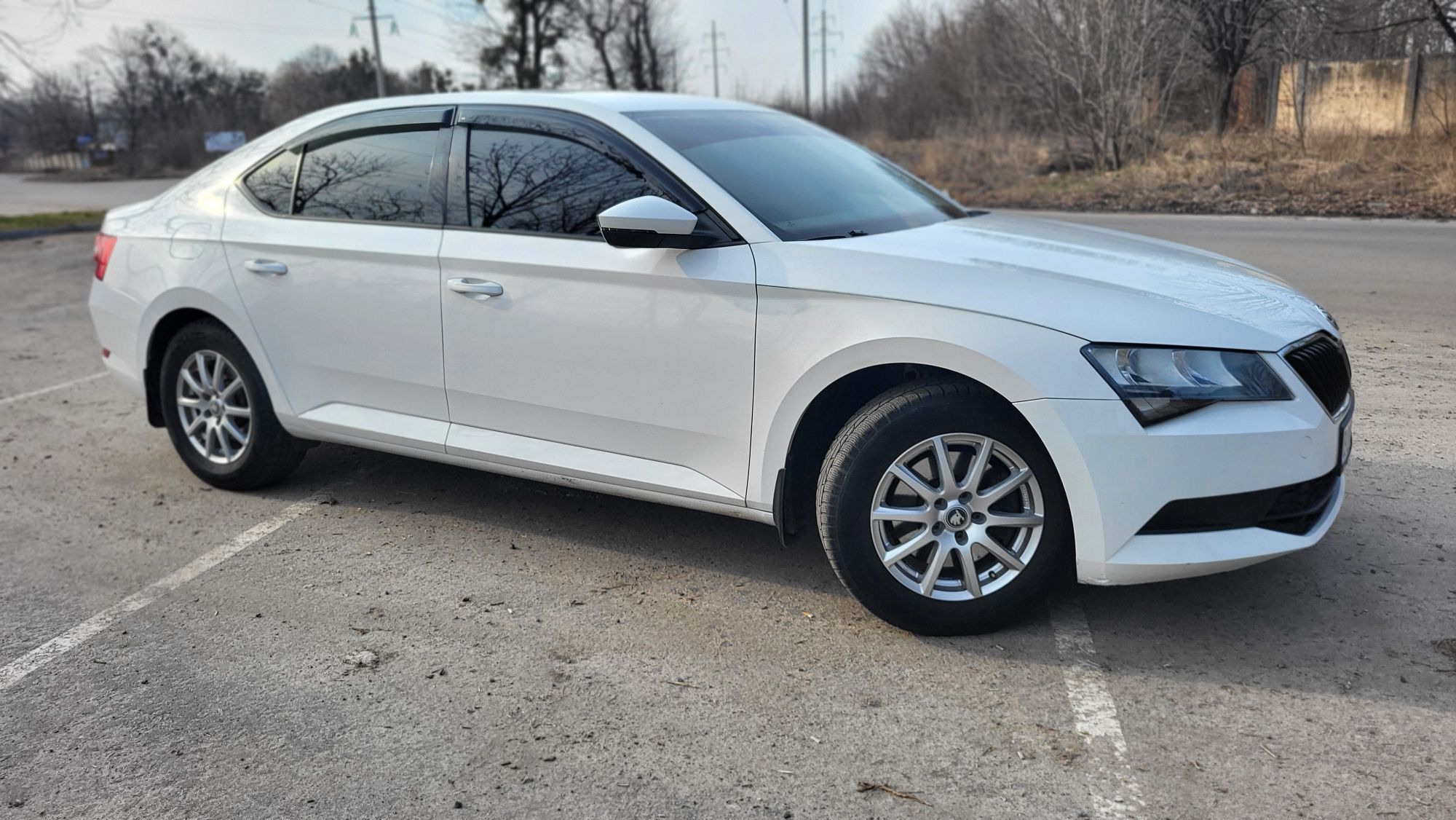 Skoda Superb 3 покоління