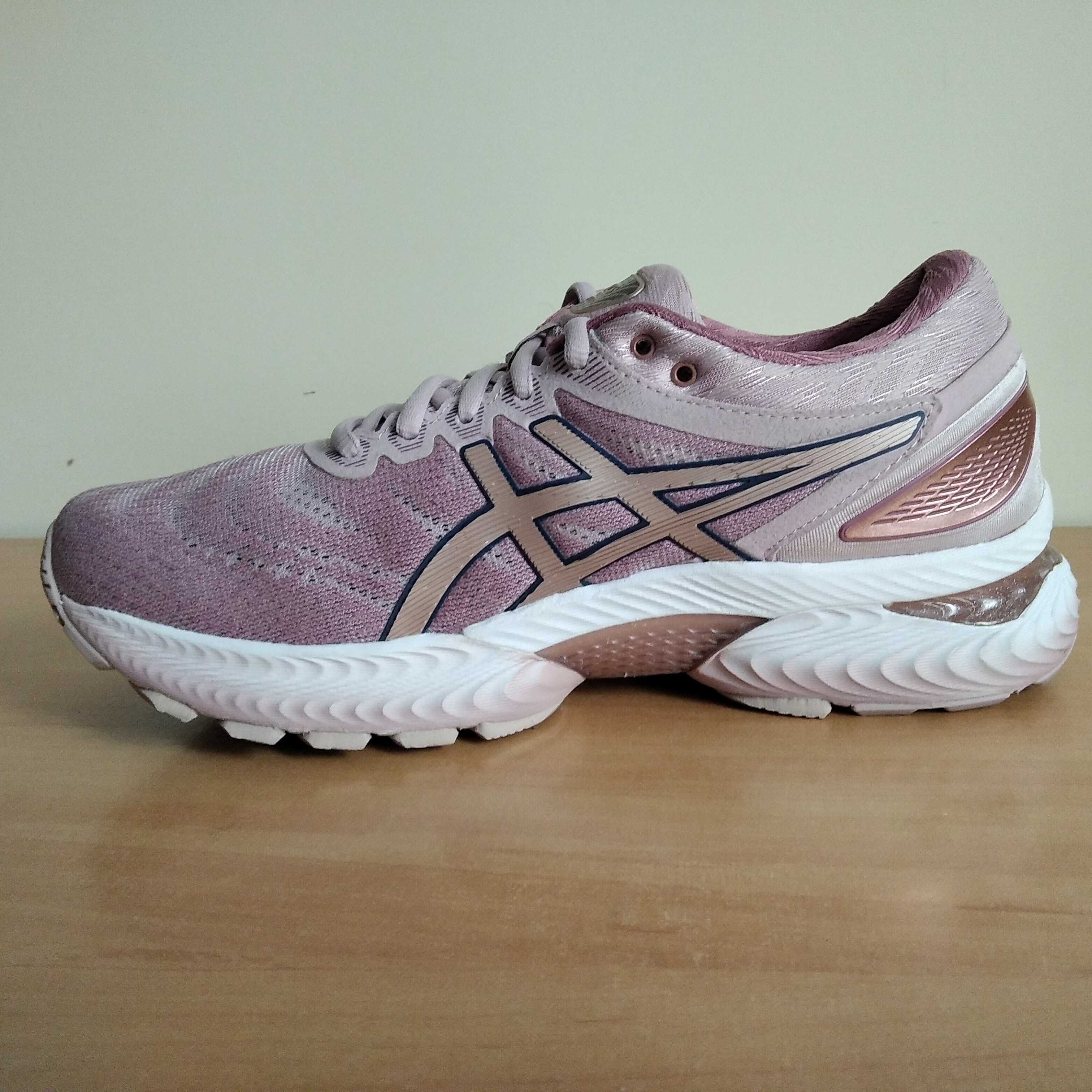 Profesjonalne buty biegowe ASICS Gel Nimbus 22 roz.eu-38