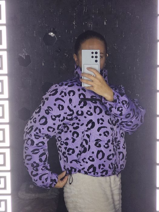 Продам курточку, бомбер