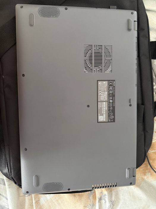 Asus VivoBook Х515ЕА_Х515ЕА в хорошем состоянии