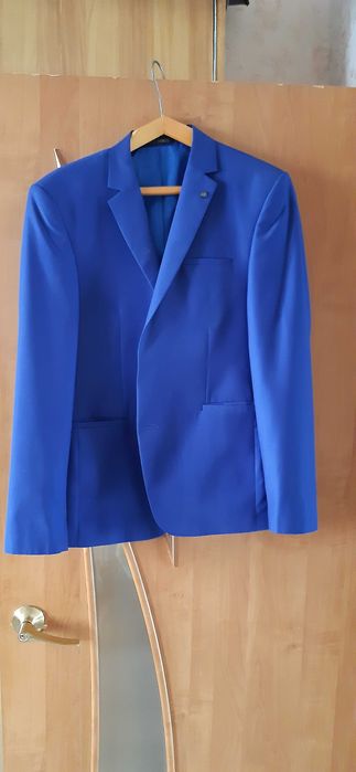 Свадебний костюм,  на випускний