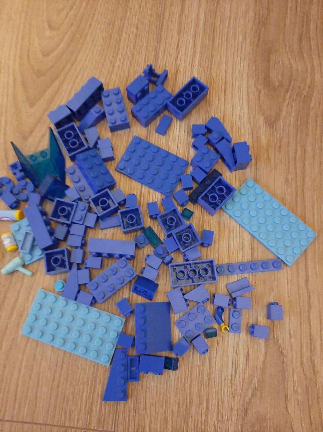 Klocki lego niebieskie 99 sztuk